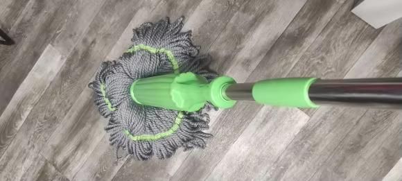 360° Self-Wringing Rotating Mop – Hands-Free Floor Cleaning Tool - UrbanTeer