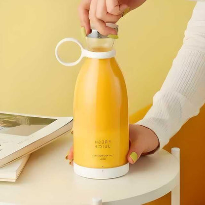 Portable USB Rechargeable Mini Juicer Blender for Travel & Outdoor Use